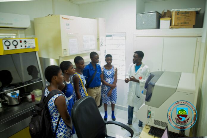 Odumase Presby JHS Pays Academic visit to the University of Energy and Natural Resources