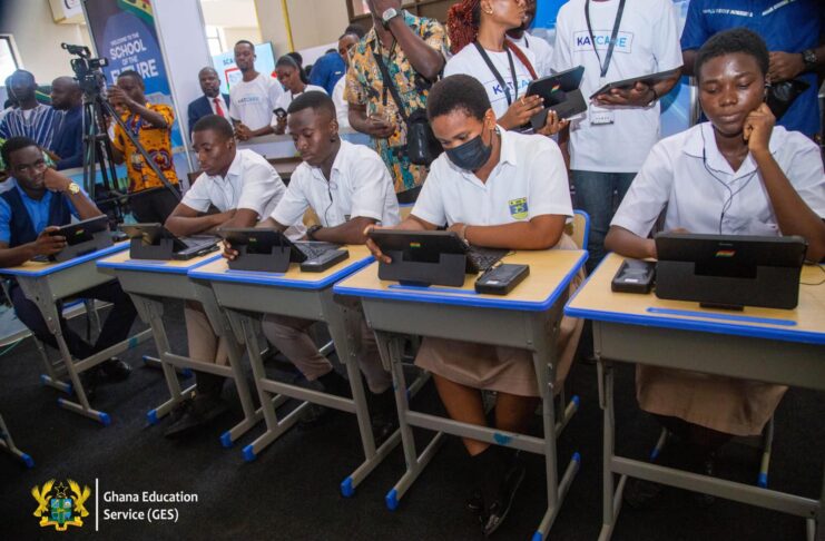 Ghana Launches Smart Schools Project: One-Student-One-Tablet InitiativeRevolutionizing Education: Key Features of Tablets for Free SHS Students Unveiled