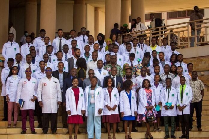 UDS School of Pharmacy Celebrates Fourth-Year Students with Prestigious White Coat Ceremony