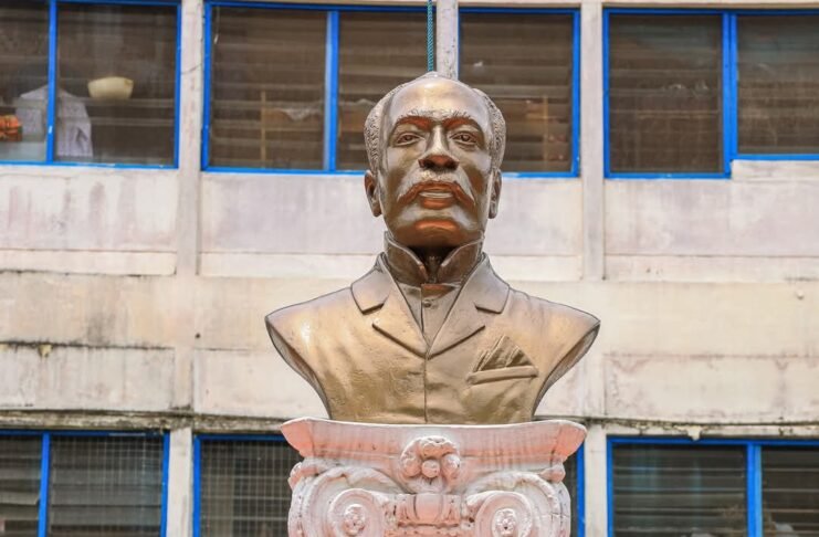 What you should know about the Sculpture on UCC Campus: Bust of Casely Hayford in Focus